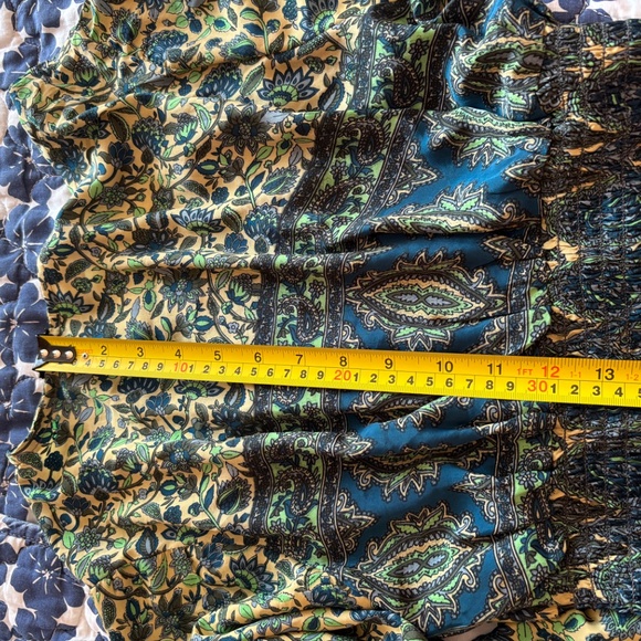 Bold and beautiful one size ladies topper art silk made in India stretchy waist - Picture 9 of 10